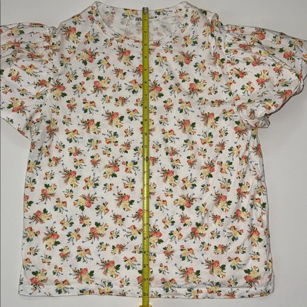 Zara Blouse Top Womens Size S White Floral Knit Puff Sleeve Crew Neck Pullover